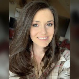 Meet your Posher, Christy